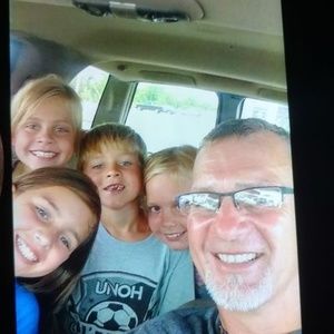 Meet your Posher, Gary